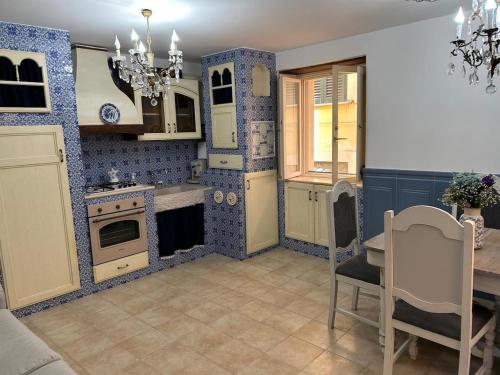 Kuchyň nebo kuchyňský kout v ubytování Appartamento Bellezza Orsini