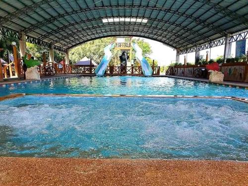 Bazén v ubytování Arzel Resort nebo v jeho okolí