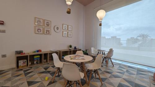SUNSET CLIFFS amazing apartment photo 34