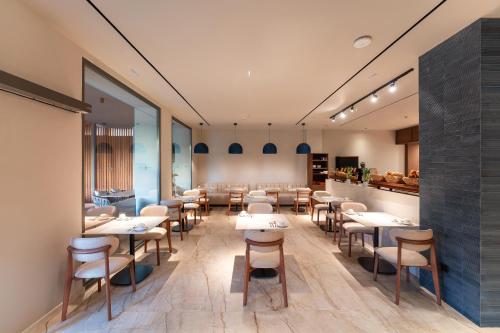 Alizo Comfort Chic Stay Rhodes - Adults Onlyにあるシーティングエリア