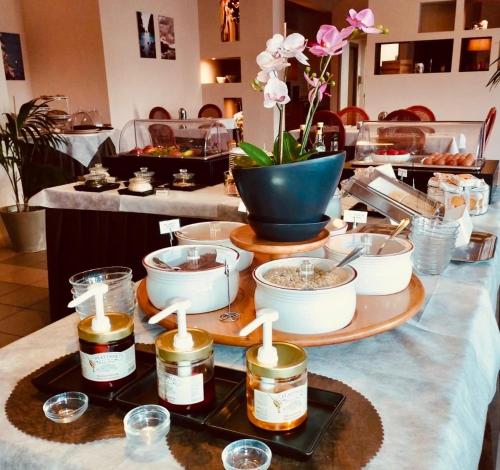 Đồ ăn tại/gần khách sạn