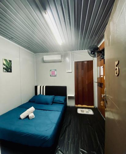 Postel nebo postele na pokoji v ubytování D'Khaira Villa