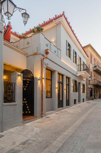 Archo Nafplio Suites & Rooms