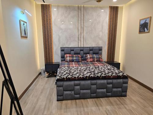 伊斯兰堡Zeta Mall Condo Pool above Mall below的相册照片