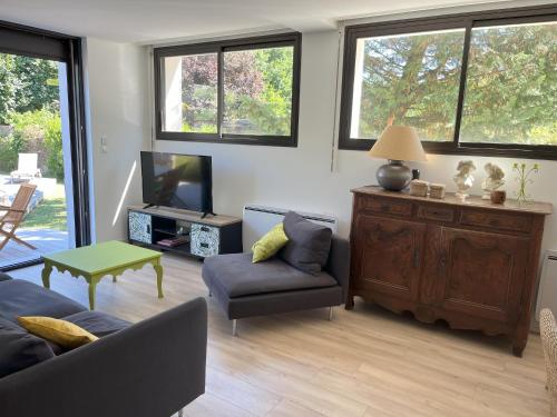 Au 229 Feelgood - calme, jardin, piscine, parking