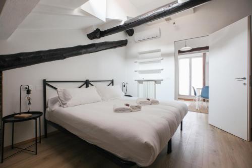 HACCA Collection - Porta Venezia Attic 2BR