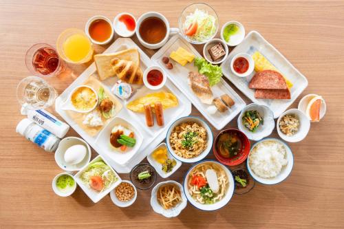 Jídlo v hotelu nebo okolí