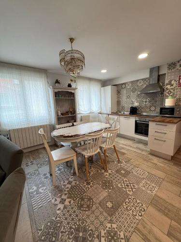 Atuaire Home Vivienda en Perfecta ubicación al lado de la Catedral de Burgos