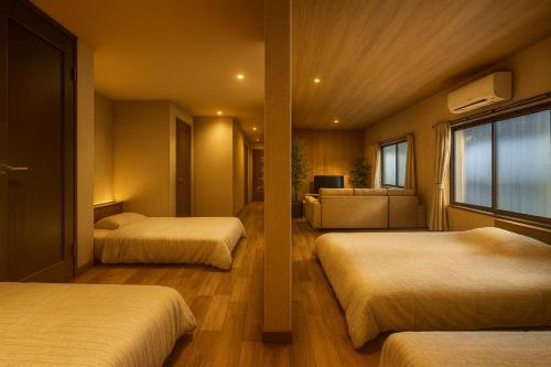 TOMORI Kyoto-Group&Family Hotel