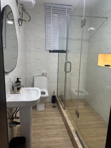 Koupelna v ubytování The Davera Suite