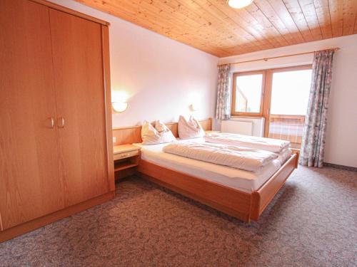Apartment Voithofer-5 by Interhome