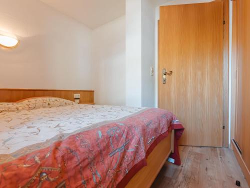 Ένα ή περισσότερα κρεβάτια σε δωμάτιο στο Apartment Voithofer-3 by Interhome