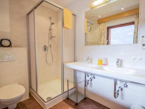 Apartment Alpin-6 by Interhome