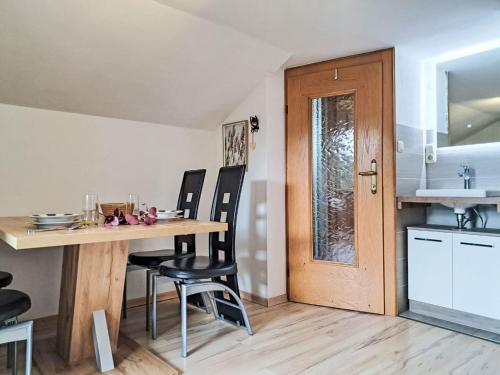 Kuchyň nebo kuchyňský kout v ubytování Apartment Lilly by Interhome