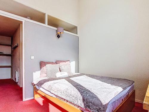 Apartment Les Olympiades-2 by Interhome