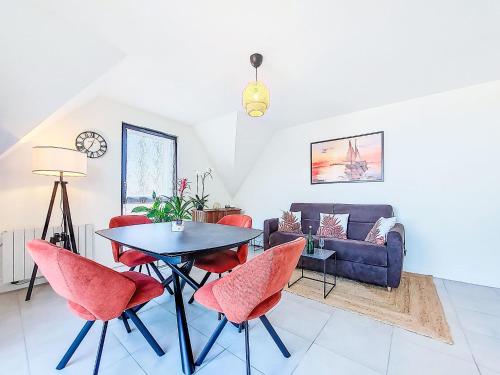 Χώρος καθιστικού στο Apartment Maner roz by Interhome