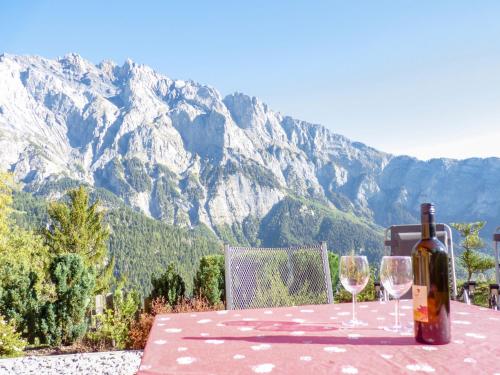 Chalet Ecureuil noir by Interhome