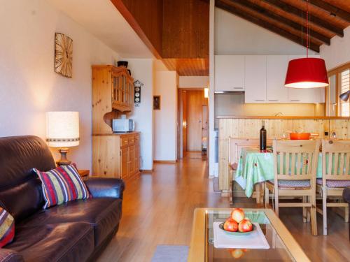 Apartment Hortensia 33 by Interhome