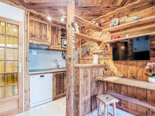 Studio Le Sérac-12 by Interhome