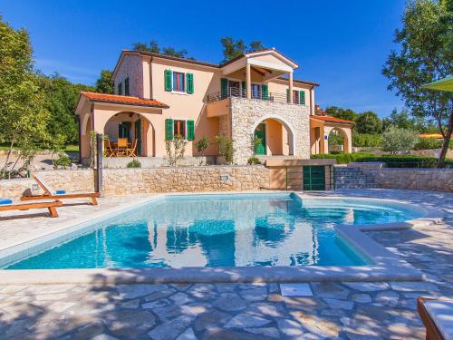 Villa Maggie by Interhome