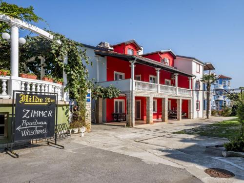 Apartment Hilde Red-3 by Interhome