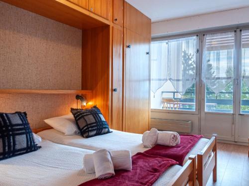 Apartment Montfort 10A by Interhome