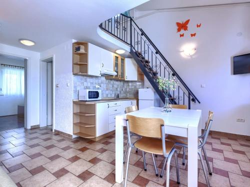 Apartment Stela by Interhome