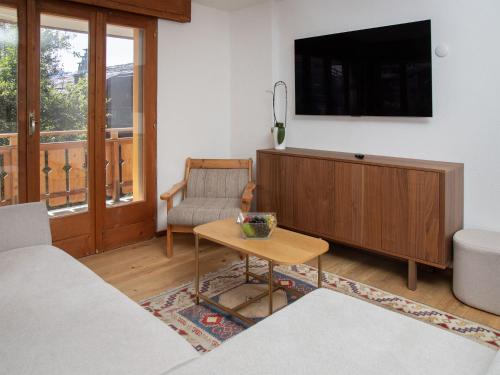 Apartment Val Fleuri 208 by Interhome