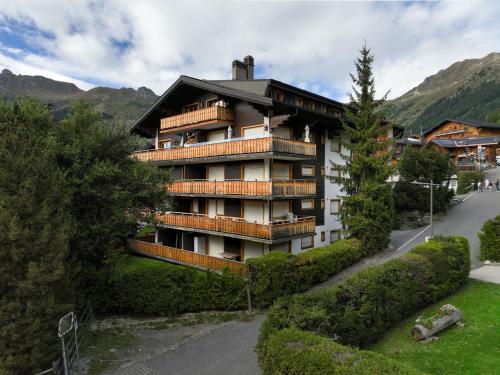 Apartment Val Fleuri 208 by Interhome