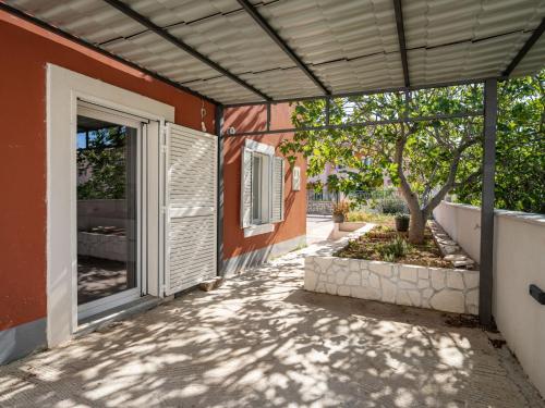 Holiday Home Ivanica by Interhome