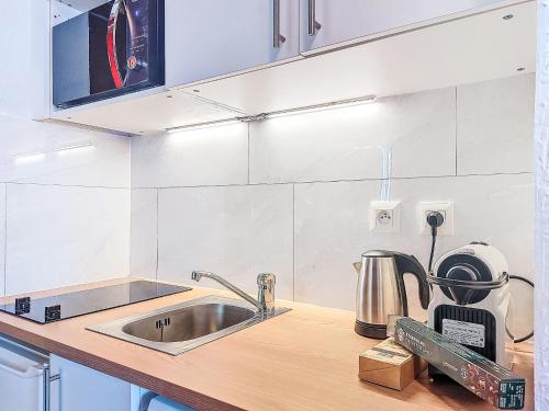 Studio Les Olympiades-12 by Interhome