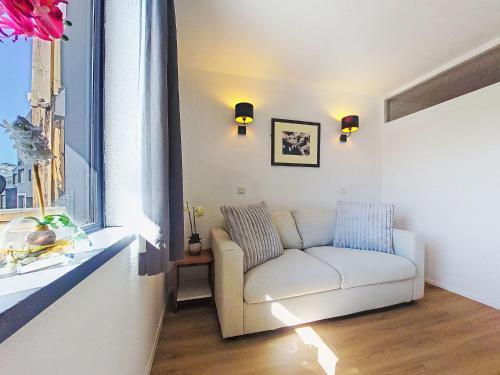 Studio Les Olympiades-12 by Interhome