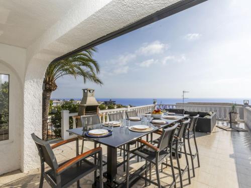 Holiday Home Amigos by Interhome