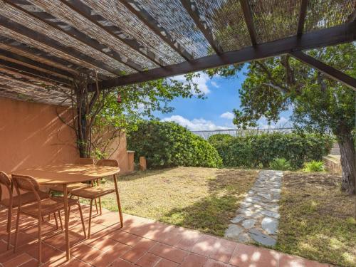 Holiday Home Villa 13 by Interhome