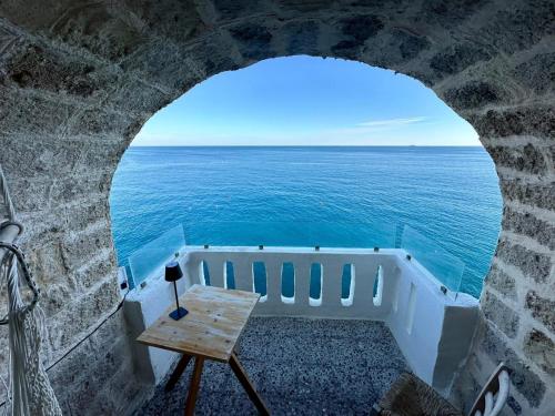 Nespecifikovaný výhled na moře nebo výhled na moře při pohledu z penzionu