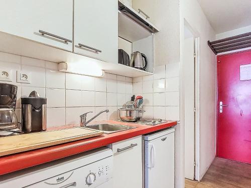 Apartment Les Olympiades-10 by Interhome