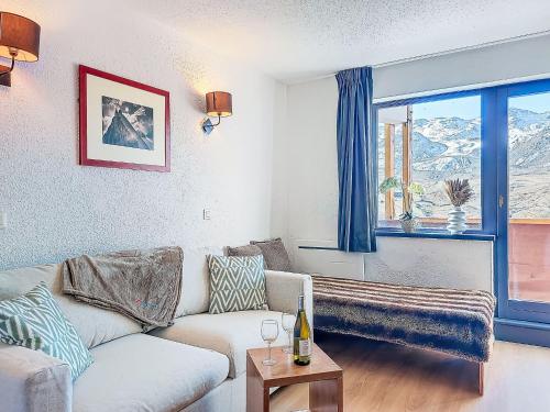 Studio Les Olympiades-13 by Interhome