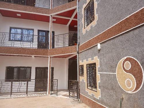 Gallery image of Six Nations Lodge in Yaoundé