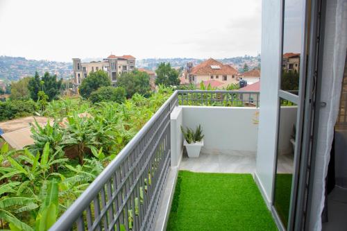 カンパラにあるCozy Residence I, 1 bedroom Apartment Kyanjaのギャラリーの写真