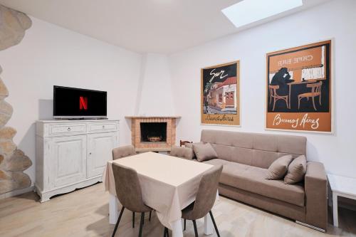 Exclusive hideaway with patio in the heart of Rome