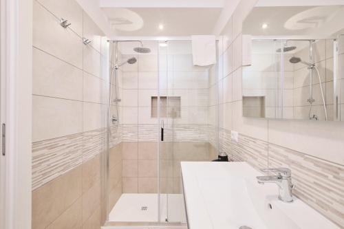 Exclusive hideaway with patio in the heart of Rome