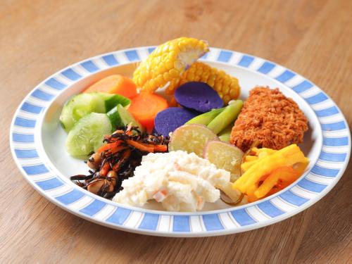 Jídlo v hotelu nebo okolí