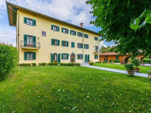 Zahrada ubytování Villa Villa Elena-2 by Interhome