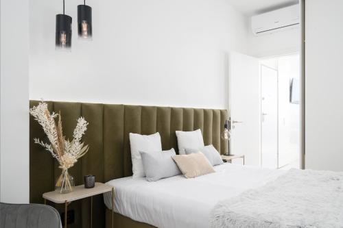 Downtown, 1br with a first row view over the sea