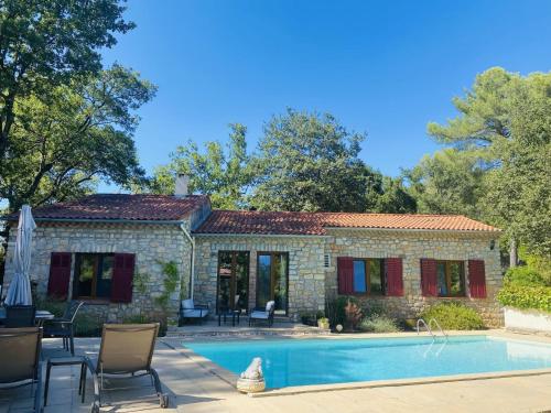 Holiday Home Les Pierres Fleuries by Interhome