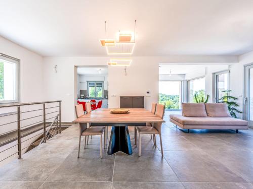 Χώρος καθιστικού στο Villa Boscara by Interhome