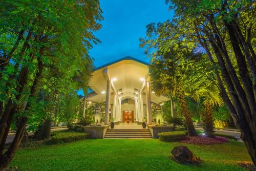 THE PRIVILEGE FLOOR by Borei Angkor