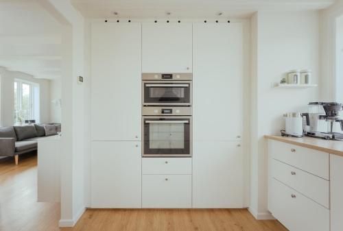 Dapur atau dapur kecil di Central Tórshavn Home - Close to Attractions