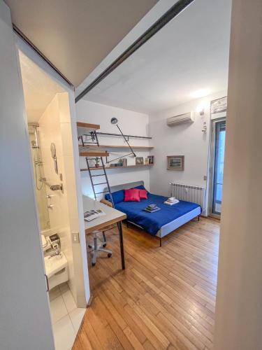 Free private Parking 120 mq Duomo 15 a piedi