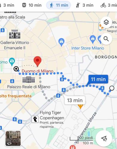 Free private Parking 120 mq Duomo 15 a piedi